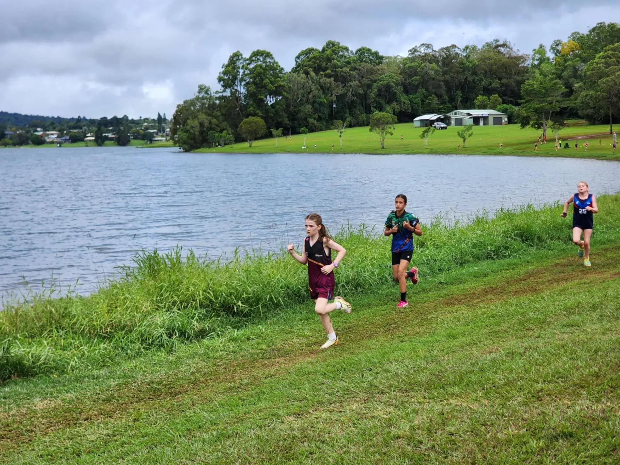 Sacred Heart Shines at Peninsula Cross Country!