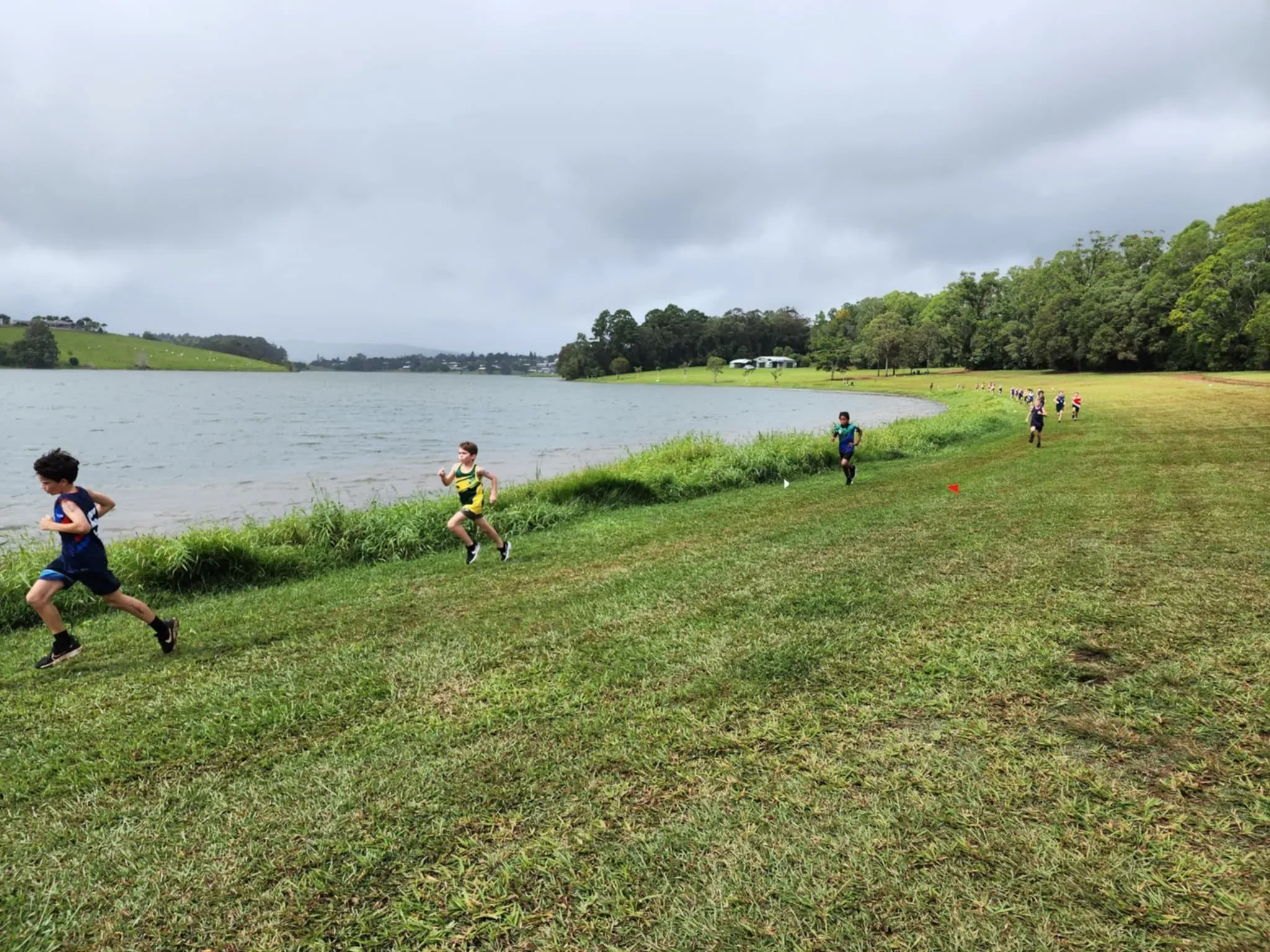Sacred Heart Shines at Peninsula Cross Country!